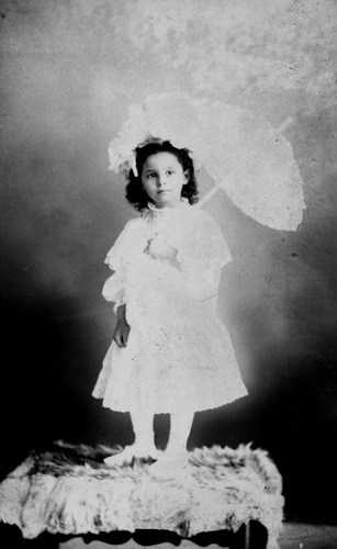 Click to see GP-1811 of Moore Glass Plate Collection (GP-)
