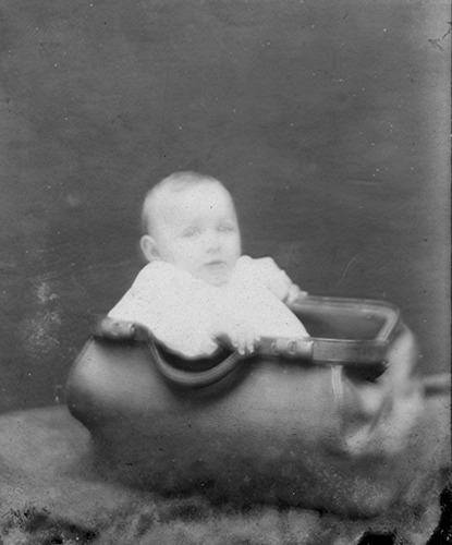 Click to see GP-FRANK 38 of Frank Glass Plate Collection (GP-FRANK)