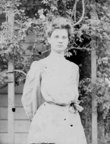 Click to see GP-FRANK 39 of Frank Glass Plate Collection (GP-FRANK)