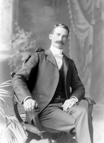 Click to see GP-INGRAM 5 of Ingram Glass Plate Collection (GP-INGRAM)