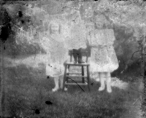 Click to see GP-JHART COLLECTION 6 of J. Hart Glass Plate Collection (GP-JHART)