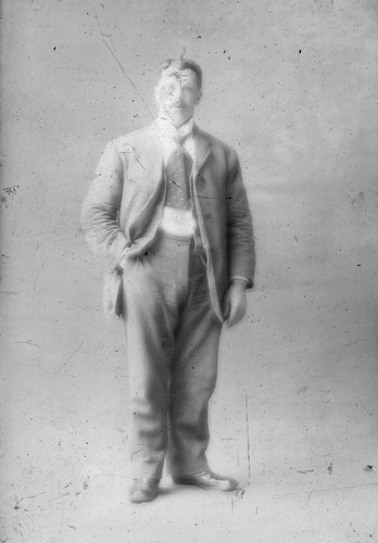 Click to see GP-JHART COLLECTION 9 of J. Hart Glass Plate Collection (GP-JHART)