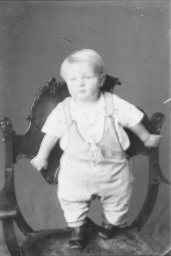 Click to see GP-JHART COLLECTION 15 of J. Hart Glass Plate Collection (GP-JHART)