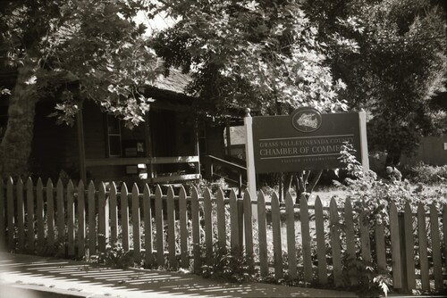 Click to see PIC 7-CARTER 76-3 of Lola Montez House (PIC 7-CARTER 76)