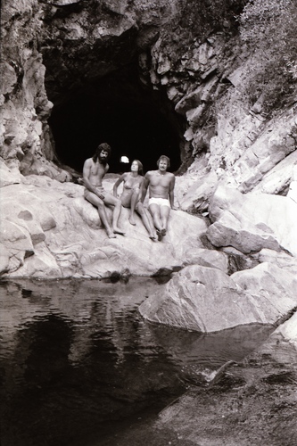 Click to see PIC 7-CARTER 25-16 of Nevada City Snow & Miner's Tunnel, South Yuba River (PIC 7-CARTER 25)