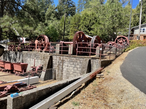 Click to see Img 0255 of Outside Exhibits (PIC 7-NSMMO)
