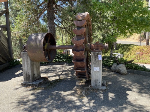 Click to see Img 0265 of Outside Exhibits (PIC 7-NSMMO)