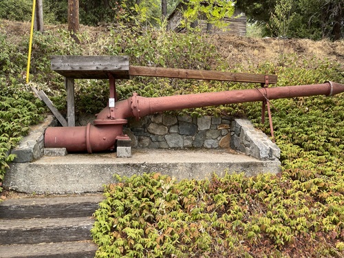 Click to see Img 0313 of Outside Exhibits (PIC 7-NSMMO)