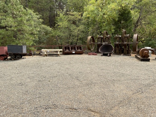 Click to see Img 0326 of Outside Exhibits (PIC 7-NSMMO)