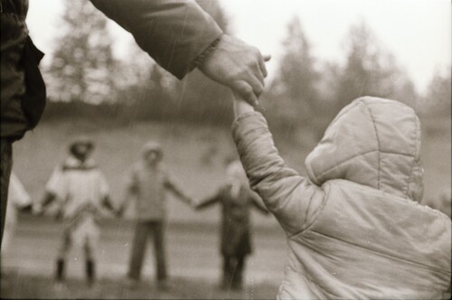 Click to see PIC 7-CARTER 43-9 of Peace Rally in Grass Valley (PIC 7-CARTER 43)