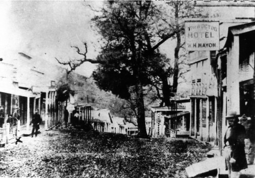 Click to see PIC 1-A113 of Miscellaneous Photos (PIC 1-A)