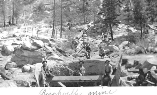 Click to see PIC 1-B 76-2 of Miscellaneous Photos (PIC 1-B)