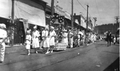 Click to see PIC 1-B 123-24 of Miscellaneous Photos (PIC 1-B)