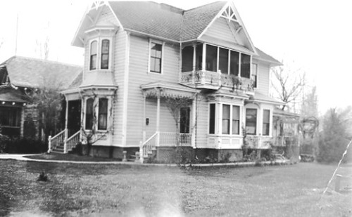 Click to see PIC 1-B 126-4 of Miscellaneous Photos (PIC 1-B)