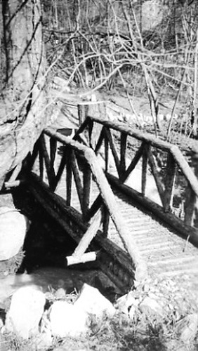 Click to see PIC 1-B 128-J of Miscellaneous Photos (PIC 1-B)
