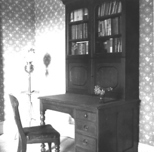 Click to see PIC 1-B 132-5 of Miscellaneous Photos (PIC 1-B)