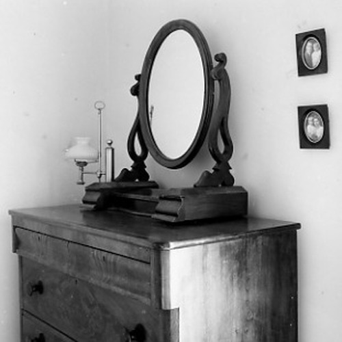 Click to see PIC 1-B 132-6 of Miscellaneous Photos (PIC 1-B)