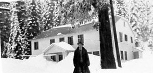 Click to see PIC 1-B 162-21 of Miscellaneous Photos (PIC 1-B)