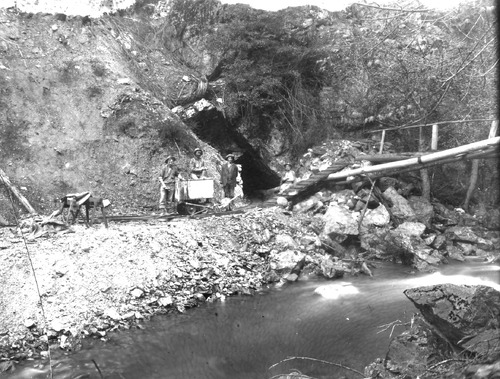 Click to see PIC 1-C 117 of Miscellaneous Photos (PIC 1-C)