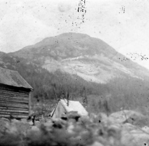 Click to see PIC 2-B 21 of Miscellaneous Photos (PIC 2-B)