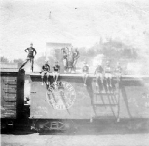 Click to see PIC 2-B 50 of Miscellaneous Photos (PIC 2-B)