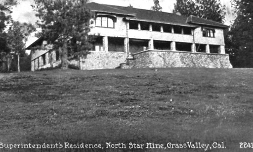 Click to see PIC 2-B 73-1 of Miscellaneous Photos (PIC 2-B)