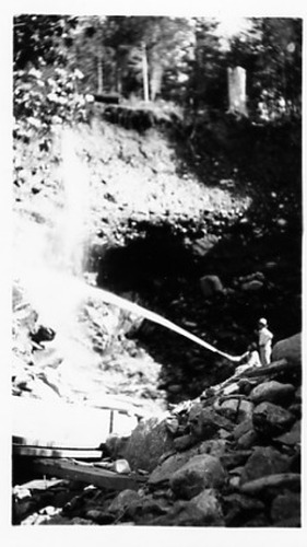 Click to see PIC 2-B 89-5 of Miscellaneous Photos (PIC 2-B)