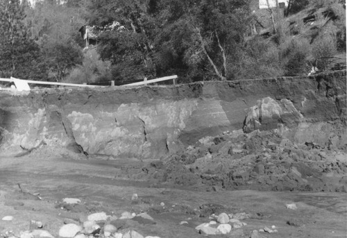 Click to see PIC 2-B 104 of Miscellaneous Photos (PIC 2-B)