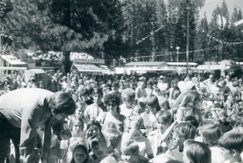 Click to see PIC 2-D 83-5 of Miscellaneous Photos (PIC 2-D)