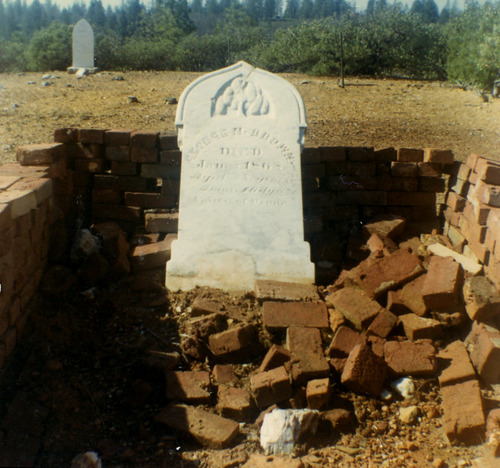 Click to see PIC 3-CEM 137 of Cemeteries (PIC 3-CEM)
