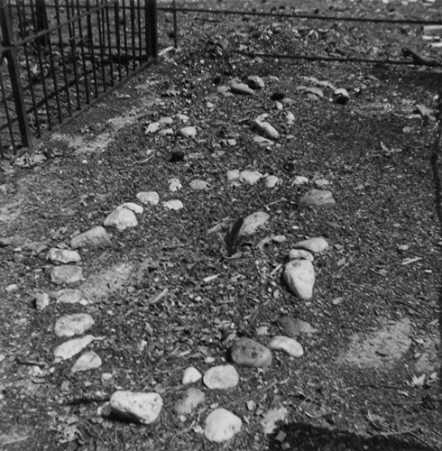 Click to see PIC 3-CEM 142 of Cemeteries (PIC 3-CEM)