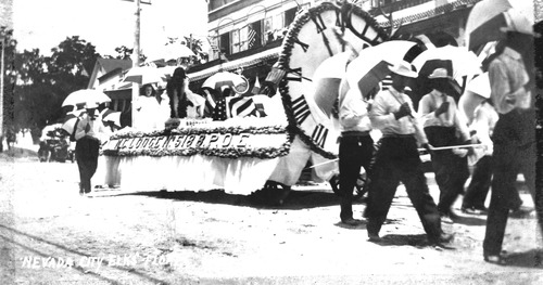 Click to see PIC 3-JUL 50 of 4th July (PIC 3-JUL)