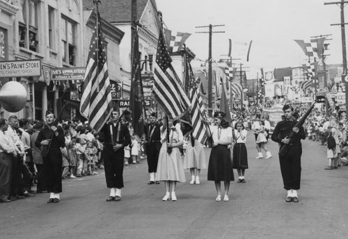 Click to see PIC 3-JUL 185 of 4th July (PIC 3-JUL)