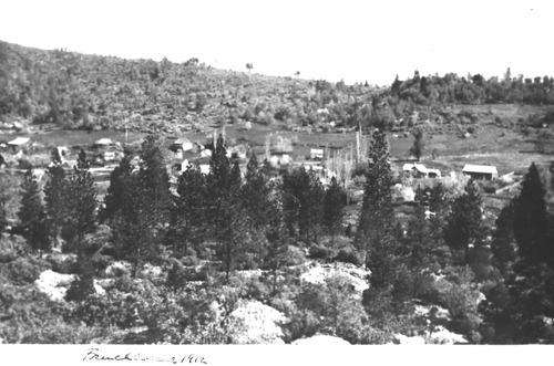 Click to see PIC 4-FRE 8 of French Corral (PIC 4-FRE)