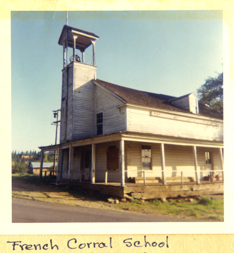 Click to see PIC 4-FRE 19 of French Corral (PIC 4-FRE)
