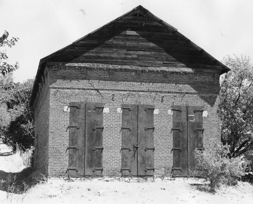 Click to see PIC 4-FRE 22 of French Corral (PIC 4-FRE)