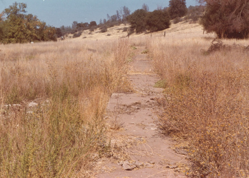 Click to see PIC 4-GHO 38 A & B of Ghost Towns (PIC 4-GHO)