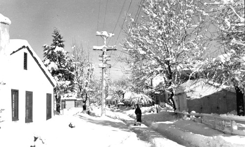 Click to see PIC 4-GR 27-4 of Grass Valley (PIC 4-GR)