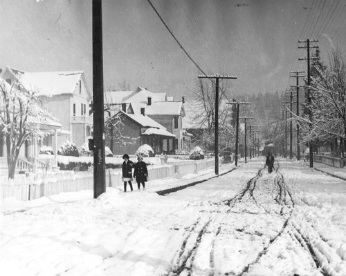 Click to see PIC 4-GR 43 of Grass Valley (PIC 4-GR)