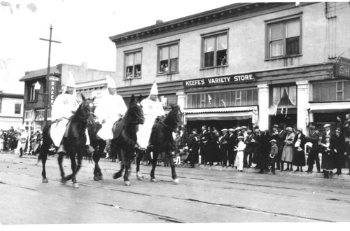 Click to see PIC 4-GR 183-F of Grass Valley (PIC 4-GR)