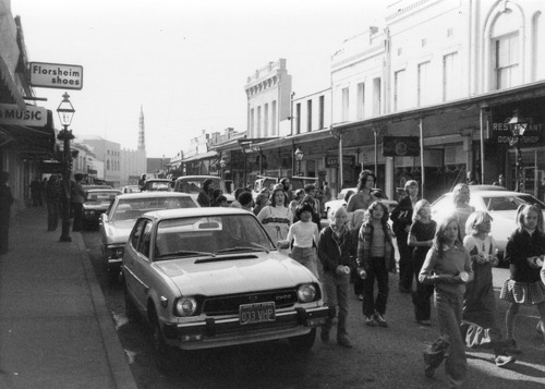 Click to see PIC 4-GR 434 of Grass Valley (PIC 4-GR)