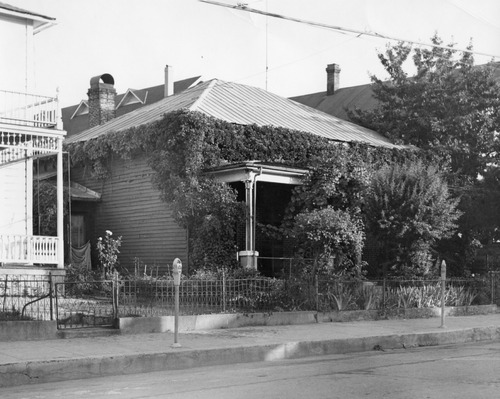 Click to see PIC 4-GR 566 of Grass Valley (PIC 4-GR)