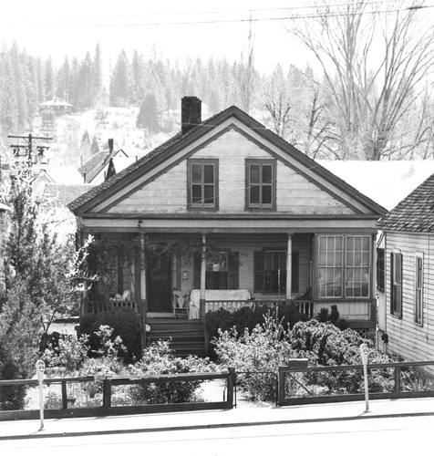 Click to see PIC 4-GR 567 of Grass Valley (PIC 4-GR)