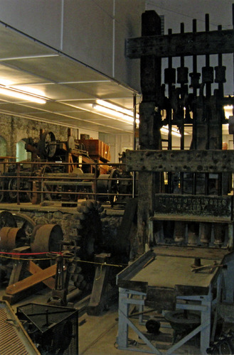 Click to see PIC 4-GR 669D of Grass Valley (PIC 4-GR)