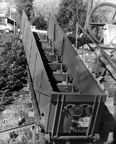 Click to see PIC 4-GR 687 of Grass Valley (PIC 4-GR)
