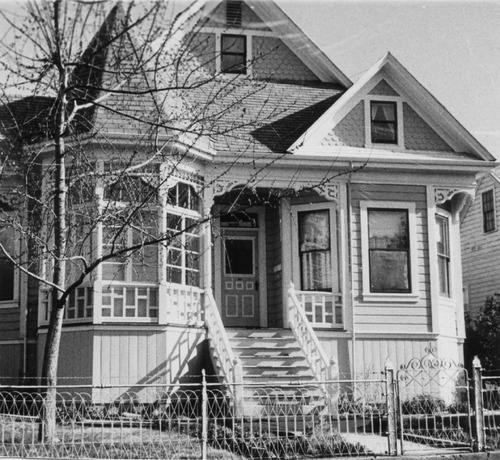 Click to see PIC 4-GR 727 of Grass Valley (PIC 4-GR)