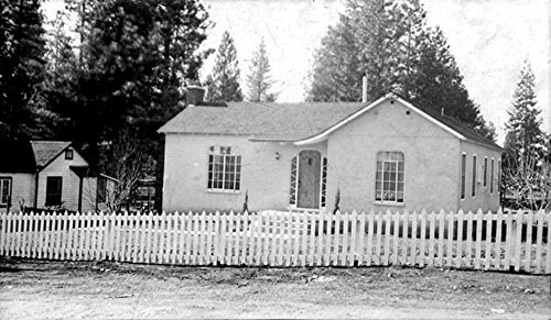 Click to see PIC 4-GR 737 of Grass Valley (PIC 4-GR)