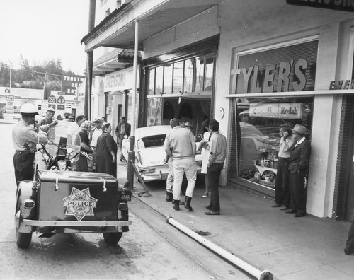 Click to see PIC 4-GR 818 & 819 of Grass Valley (PIC 4-GR)