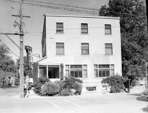 Click to see PIC 4-GR 824 A & B of Grass Valley (PIC 4-GR)