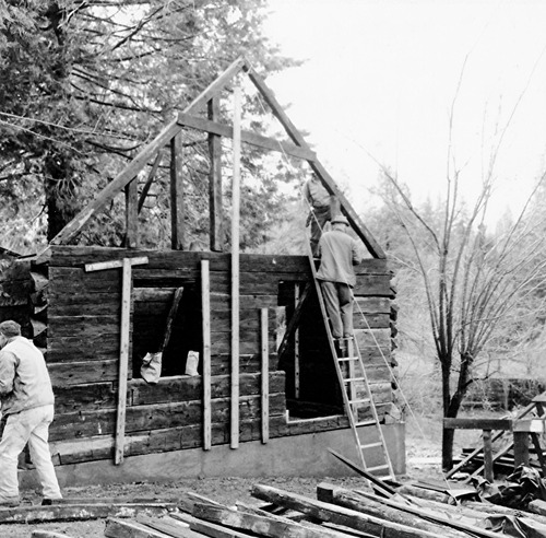 Click to see PIC 5-CABIN 22 of Cabins (PIC 5-CABIN)
